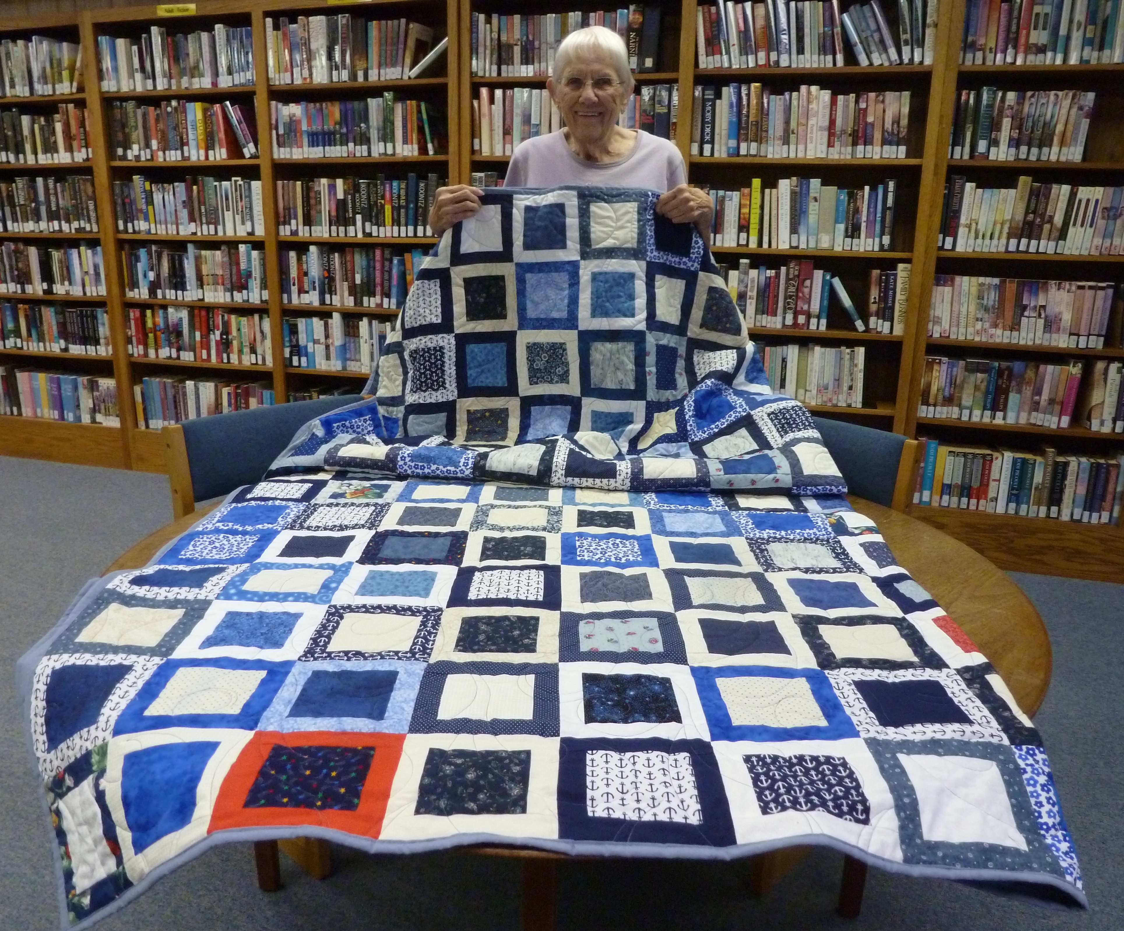 081019libraryquiltwinner.pat.jpg